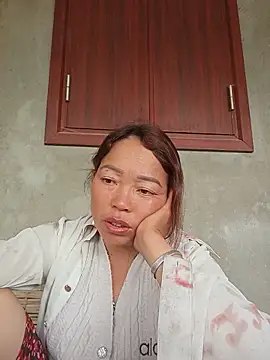 Yellow-pink online show from May 24, 2026, 10:31 am