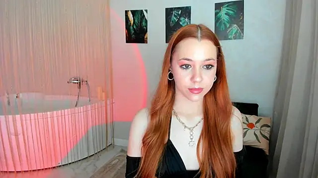 BloomAndFun online show from April 13, 2026, 7:41 pm