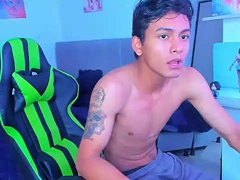 PaulTallx online show from March 12, 2026, 7:42 pm