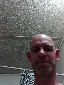 Fastrunner10 online show from April 4, 2026, 2:43 am