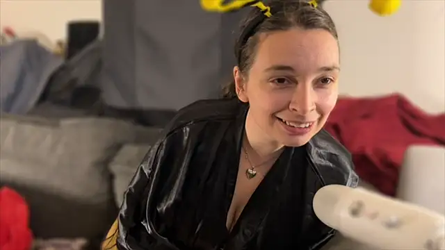 hello katieex online show from May 11, 2026, 7:33 pm