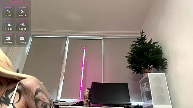 KizzieSherbert online show from March 27, 2026, 1:44 pm