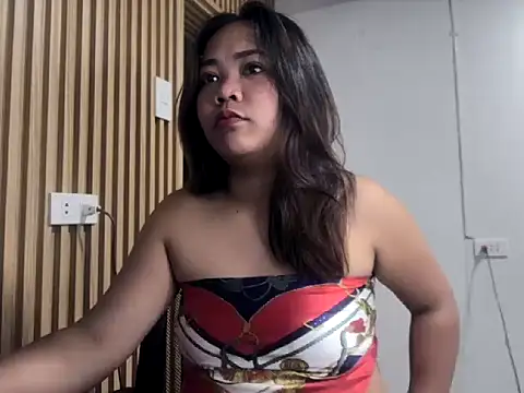 Snapshot of _georgiax_ chatting on May 5, 2026, 12:18 am georgiax online show from May 5, 2026, 12:18 am