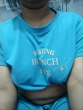 Snapshot of Chandrika_Yadav chatting on March 13, 2026, 8:48 pm Chandrika Yadav online show from March 13, 2026, 8:48 pm