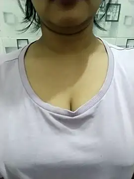 Snapshot of Chandrika_Yadav chatting on April 7, 2026, 7:25 pm Chandrika Yadav online show from April 7, 2026, 7:25 pm