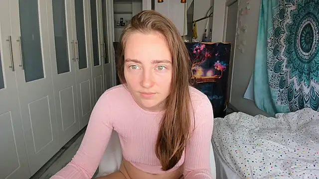 LiaSasha online show from April 10, 2026, 1:05 pm