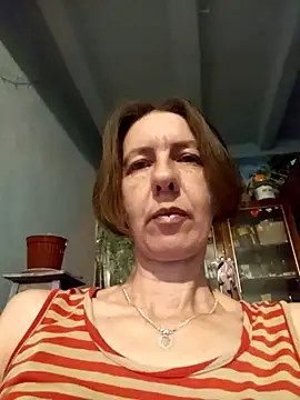 Tania9876 online show from April 7, 2026, 6:41 pm