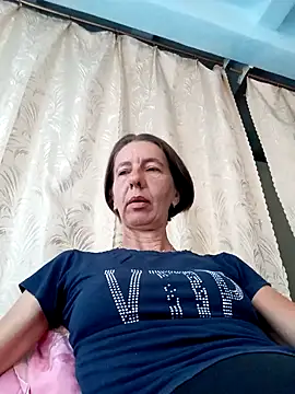 Snapshot of Tania9876 chatting on July 23, 2026, 7:28 am Tania9876 online show from July 23, 2026, 7:28 am