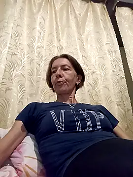 Snapshot of Tania9876 chatting on July 27, 2026, 7:10 pm Tania9876 online show from July 27, 2026, 7:10 pm
