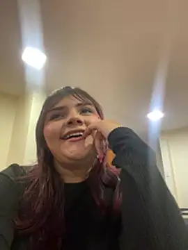 scarleth honey online show from March 10, 2026, 4:34 pm