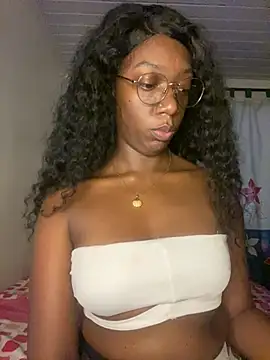 GaiaFiore online show from April 6, 2026, 8:32 pm