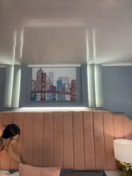 Bella-Ferrer online show from April 9, 2026, 6:13 pm