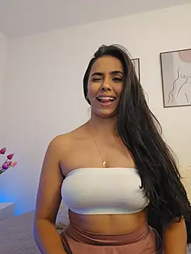 Victoria Evanss online show from March 25, 2026, 9:10 pm