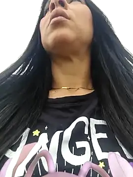 Camillemonroe  online show from March 12, 2026, 11:49 am