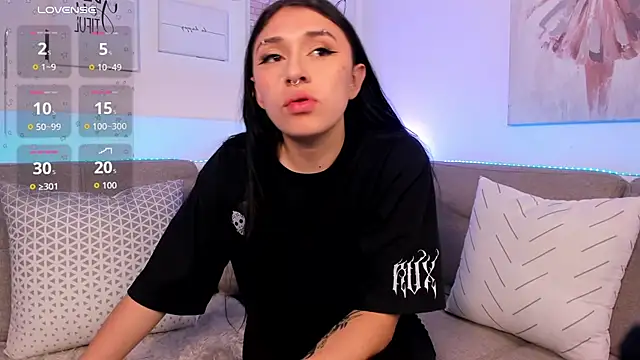 Snapshot of Zoey_monroe chatting on June 19, 2026, 1:26 pm Zoey monroe online show from June 19, 2026, 1:26 pm