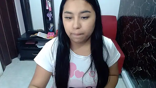 candymorena69 online show from July 11, 2026, 1:25 pm