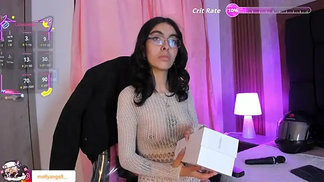 Molly A online show from April 28, 2026, 3:39 pm