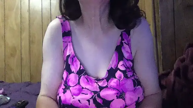Snapshot of milfmichelle69 chatting on May 27, 2026, 3:20 pm milfmichelle69 online show from May 27, 2026, 3:20 pm