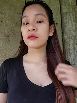 -Hicici- online show from April 25, 2026, 11:35 pm