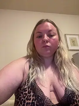 Jewelsbby93 online show from March 10, 2026, 6:51 am