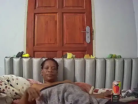 JoycyQueen online show from March 31, 2026, 6:30 pm