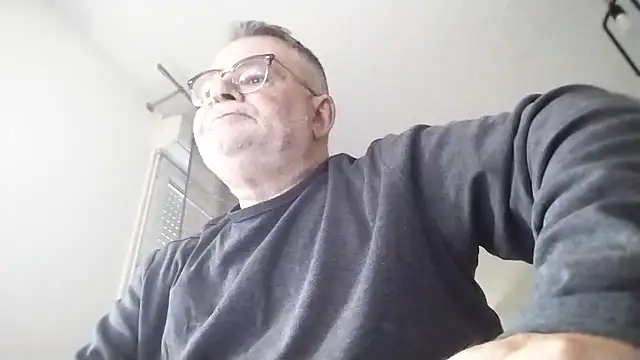 oura online show from March 16, 2026, 6:39 am