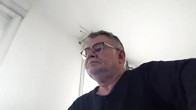 oura online show from April 14, 2026, 5:57 am