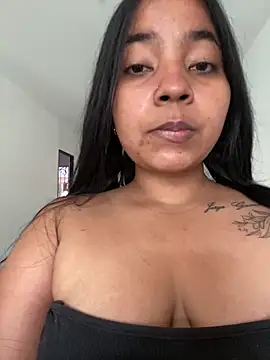 mia cadela2 online show from March 11, 2026, 9:32 pm