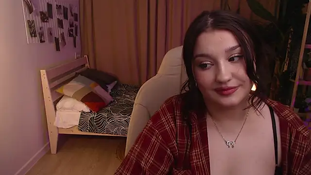 Snapshot of Helenn_Hunt chatting on March 20, 2026, 2:22 pm Helenn Hunt online show from March 20, 2026, 2:22 pm