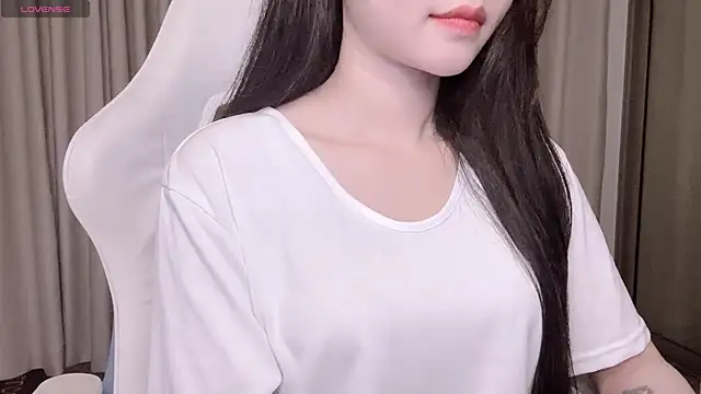Snapshot of Ngan-Baby chatting on March 28, 2026, 11:54 am Ngan-Baby online show from March 28, 2026, 11:54 am