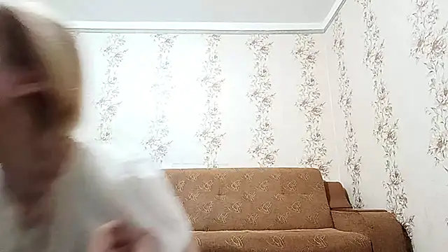 MandyKeiter online show from March 22, 2026, 6:33 pm