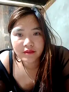 Snapshot of YAONIKUTE chatting on May 4, 2026, 9:55 pm YAONIKUTE online show from May 4, 2026, 9:55 pm
