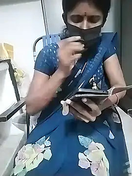 sujjisexyy online show from August 6, 2026, 5:15 pm