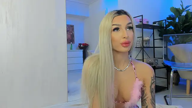 ArianaXO  online show from April 6, 2026, 5:30 am