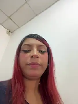 Snapshot of GiaRedd chatting on August 5, 2026, 1:36 pm GiaRedd online show from August 5, 2026, 1:36 pm