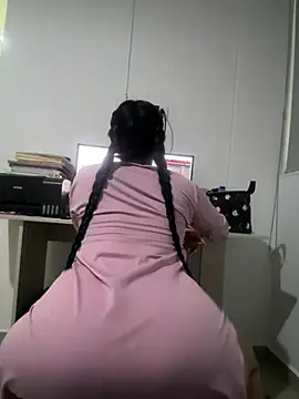 Snapshot of AlanaArabic chatting on March 21, 2026, 10:53 am AlanaArabic online show from March 21, 2026, 10:53 am