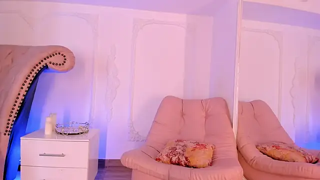 Snapshot of LucianaBlanco_ chatting on May 26, 2026, 8:38 pm LucianaBlanco online show from May 26, 2026, 8:38 pm