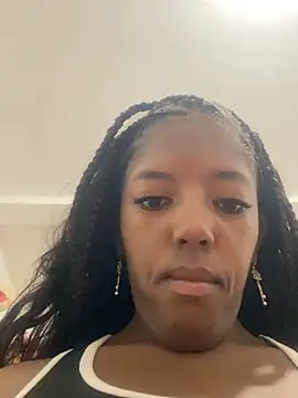 Brenda hot27 online show from May 18, 2026, 3:07 pm