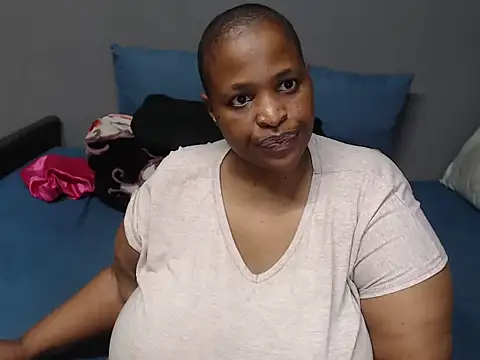Snapshot of Bustydiva83 chatting on June 19, 2026, 9:18 pm Bustydiva83 online show from June 19, 2026, 9:18 pm