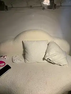 hamyy88 online show from April 4, 2026, 7:28 am