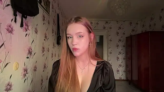 AnnaWasp online show from March 26, 2026, 4:07 am