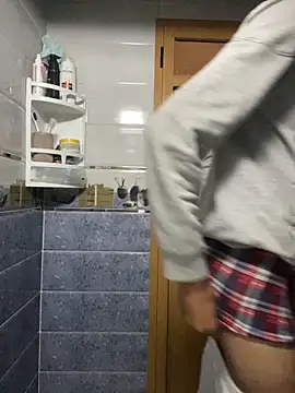 Snapshot of Achrafsad9i chatting on March 31, 2026, 1:11 pm Achrafsad9i online show from March 31, 2026, 1:11 pm