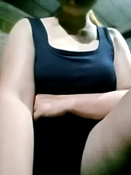 hasaki001 online show from April 14, 2026, 10:49 pm