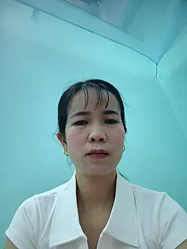 Geelio-playsx24 online show from April 22, 2026, 1:56 pm