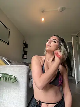Sophialacex online show from May 8, 2026, 2:00 pm