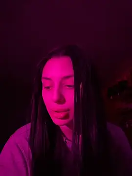 MishellKins online show from March 13, 2026, 4:57 pm