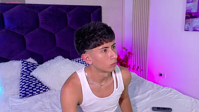 AndyJustgame  online show from June 25, 2026, 5:12 am