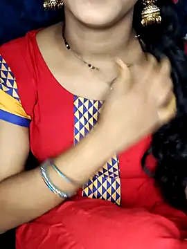 Snapshot of Hot_lady234 chatting on April 28, 2026, 5:45 am Hot lady234 online show from April 28, 2026, 5:45 am