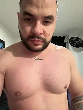 Snapshot of Axel_Dominus chatting on July 9, 2026, 7:12 am Axel Dominus online show from July 9, 2026, 7:12 am