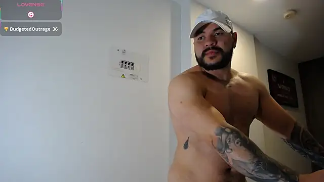 Snapshot of Axel_Dominus chatting on July 20, 2026, 9:01 am Axel Dominus online show from July 20, 2026, 9:01 am
